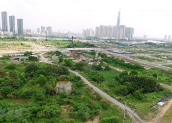 Đột phá phân quyền đất đai cho chính quyền cơ sở