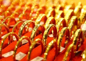 Giá vàng hôm nay (19/6): Giảm mạnh theo đà lao dốc của giá vàng thế giới