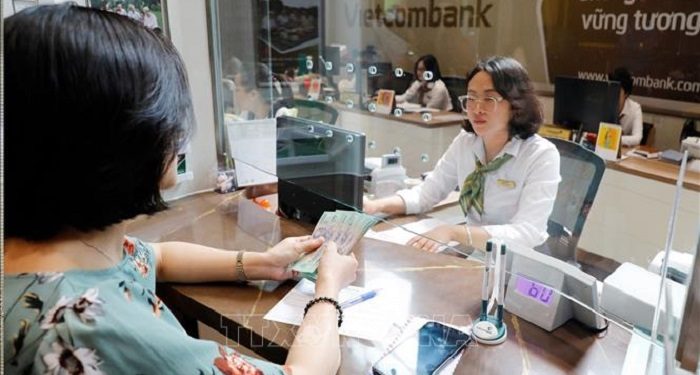 Lãi suất chứng chỉ tiền gửi đi xuống