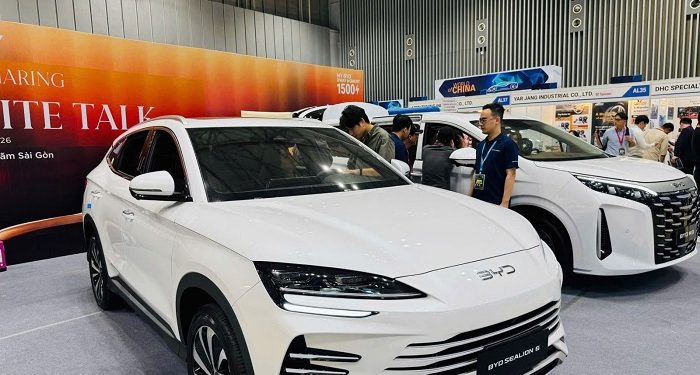 Ngành ô tô Việt Nam tăng tốc chuyển đổi xanh