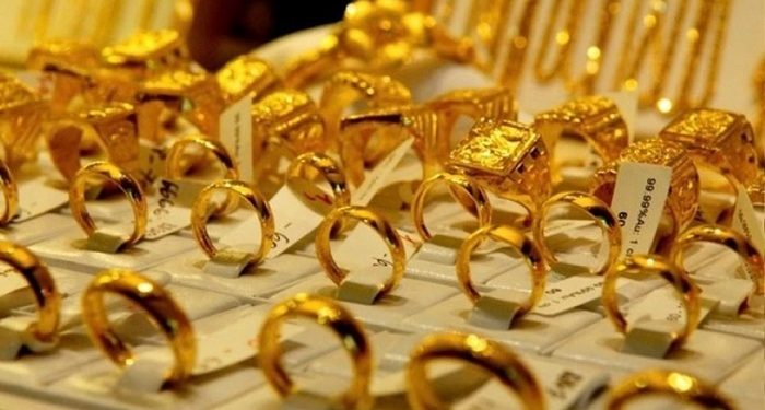 Cập nhật giá vàng sáng 2.7: Tăng vọt trong đêm