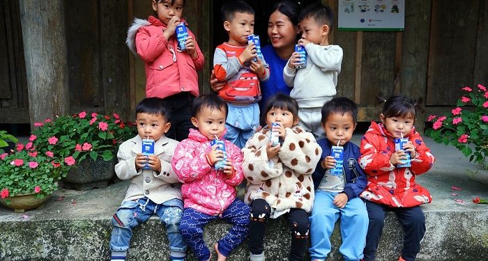 Tự đặt chuẩn khó cho mình: Câu chuyện chưa kể sau ly sữa quen thuộc của triệu gia đình Việt
