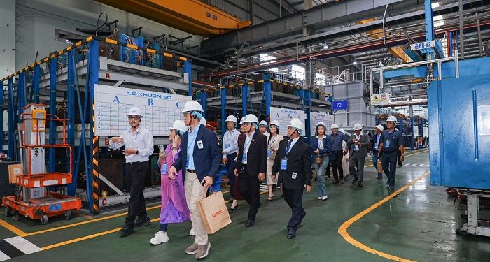 SCG tiếp tục hành trình Go Together, chia sẻ kinh nghiệm tự động hóa trong sản xuất cho SME